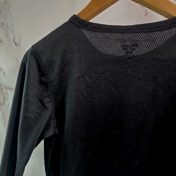 Patagonia Shirt Womens Small Black Long Sleeve Capilene Tech Active Crop - Picture 6 of 9
